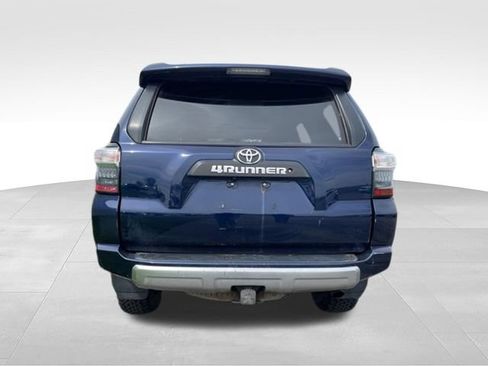 Used 2019 Toyota 4Runner TRD Off-Road Premium AWD/4WD image 12