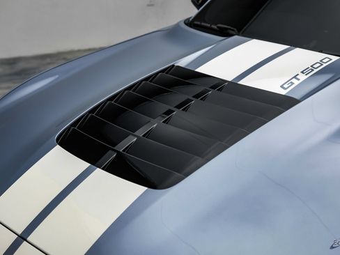 Used 2022 Ford Mustang Shelby GT500 w/ Carbon Fiber Track Pack RWD image 40