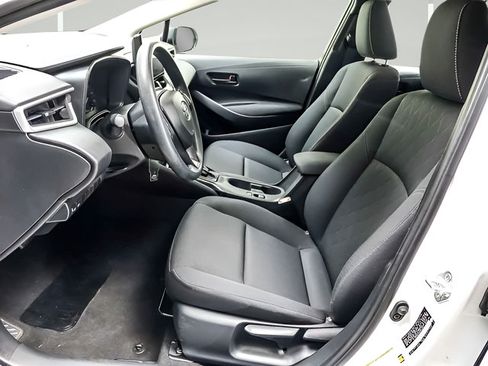 Used 2024 Toyota Corolla LE FWD image 8