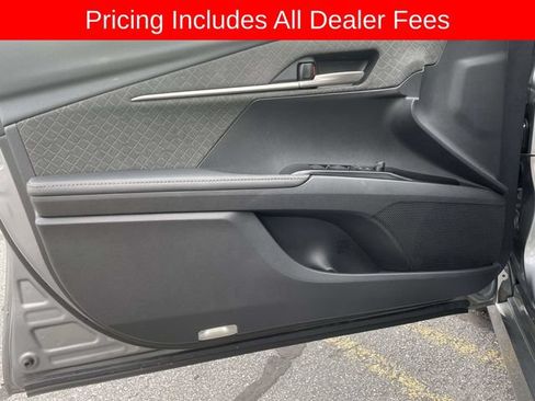 Used 2026 Toyota Camry XLE FWD image 18