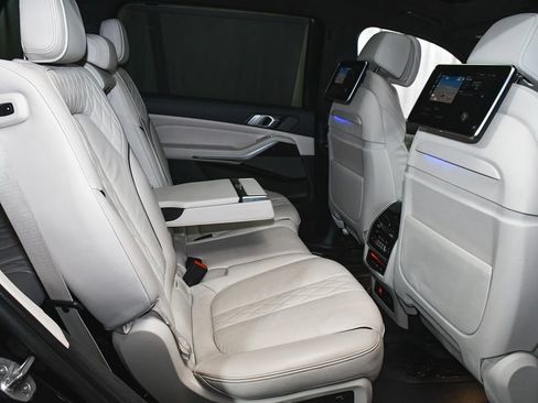 Used 2020 BMW X7 M50i AWD/4WD image 58