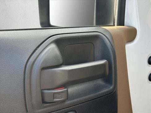 Used 2016 Jeep Wrangler Unlimited Sahara w/ Connectivity Group image 17