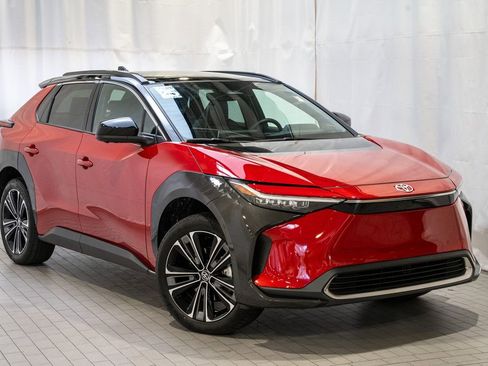 Used 2025 Toyota bZ4X Limited w/ Weather Package image 1