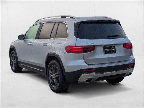 New 2026 Mercedes-Benz GLB 250 image 9