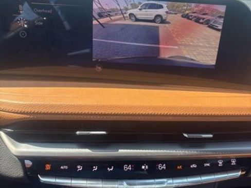 Certified 2025 Cadillac XT4 Premium Luxury image 28