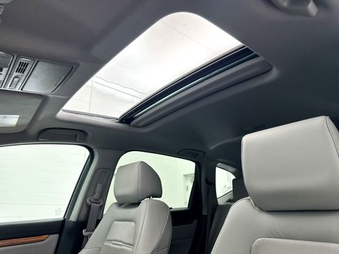Used 2018 Honda CR-V EX-L image 3