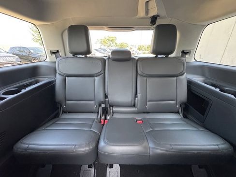 Used 2026 Ford Expedition Active AWD/4WD image 33