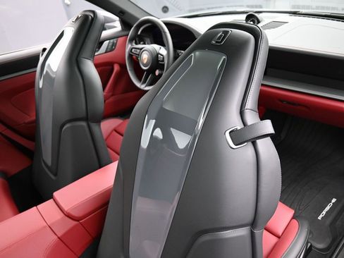 Certified 2025 Porsche 911 Carrera S RWD image 25