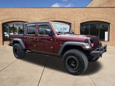 Used 2021 Jeep Gladiator Sport w/ Trailer Tow Package AWD/4WD image 2