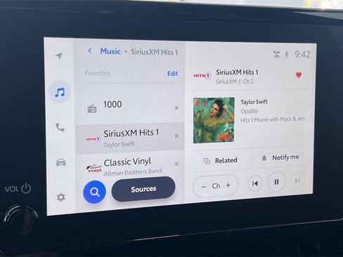 Certified 2025 Toyota Corolla LE image 19