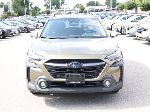 Certified 2023 Subaru Outback Touring AWD/4WD image 3