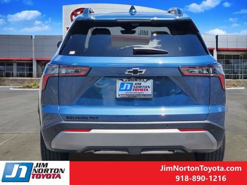 Used 2025 Chevrolet Equinox LT w/ Safety and Technology Package AWD/4WD image 7