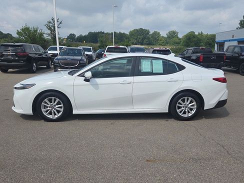 Used 2025 Toyota Camry LE FWD image 2