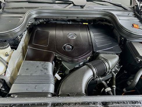 Used 2025 Mercedes-Benz GLE 350 4MATIC image 31