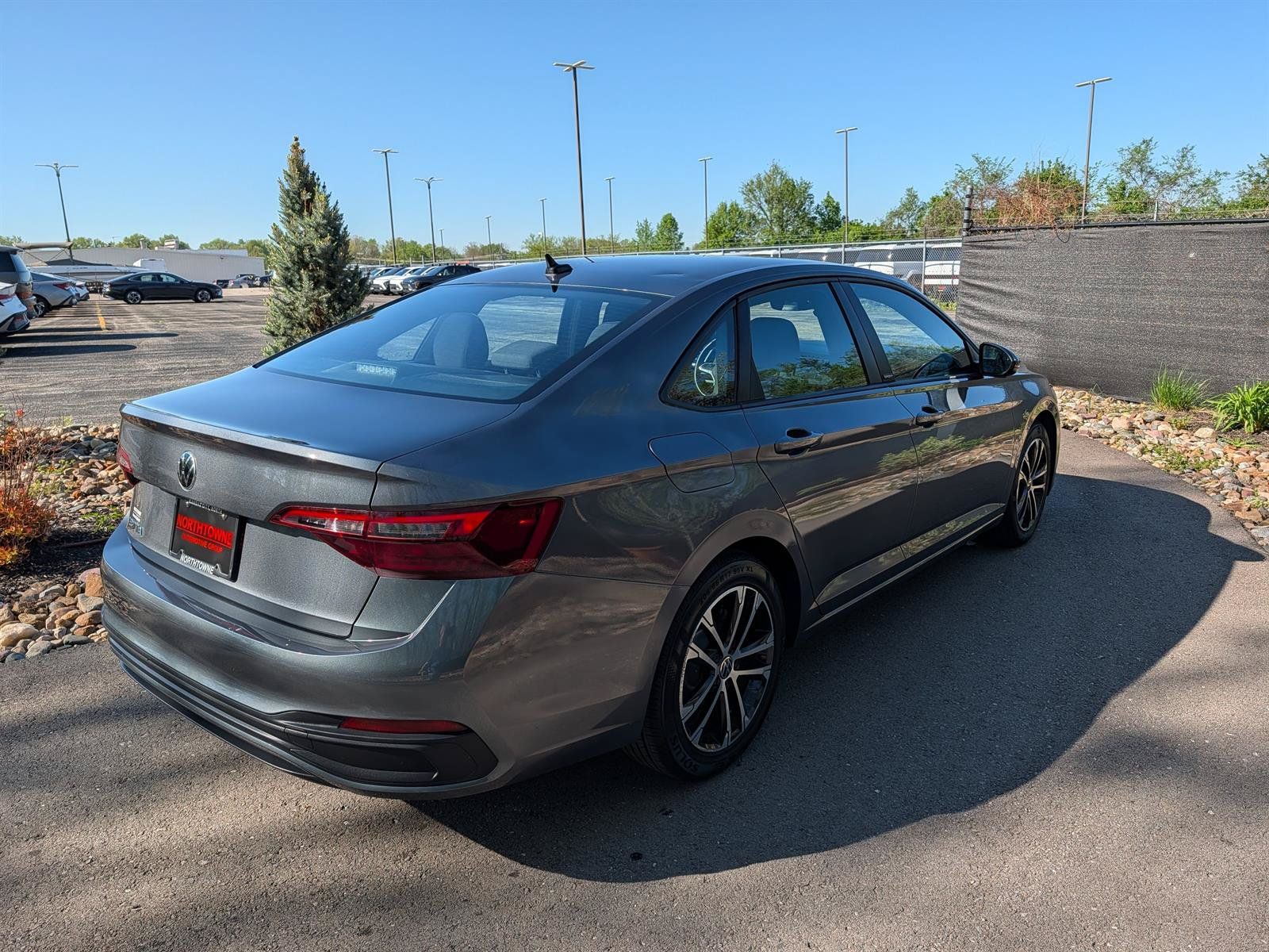 Certified 2023 Volkswagen Jetta Sport FWD image 5