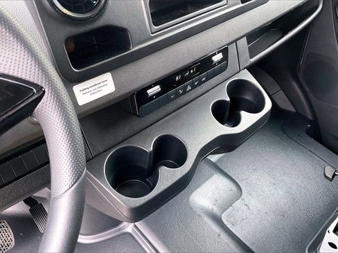 New 2025 Mercedes-Benz Sprinter 2500 image 7
