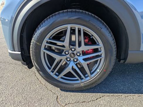 New 2026 Ford Explorer ST-Line w/ ST-Line Street Pack image 10