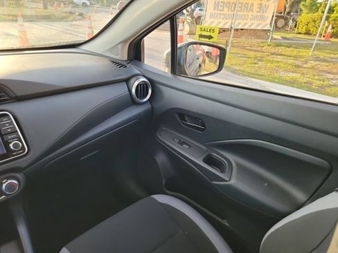 Certified 2025 Nissan Versa S w/ Trunk Package image 19