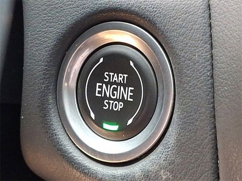 Used 2023 Chevrolet Suburban RST image 22