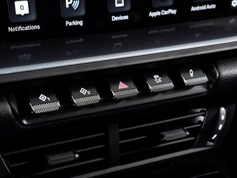 Used 2025 Porsche 911 Carrera image 22