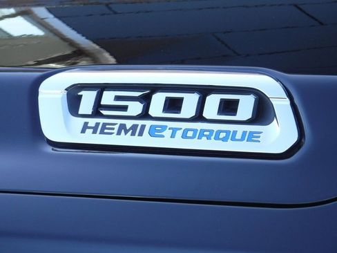 Certified 2022 RAM 1500 Big Horn image 4