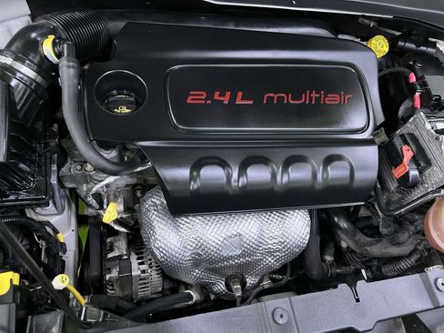 Used 2016 Jeep Renegade Trailhawk w/ Safety & Security Group AWD/4WD image 31
