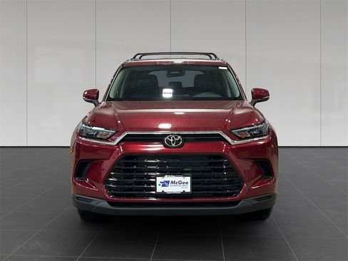 New 2026 Toyota Grand Highlander XLE image 8