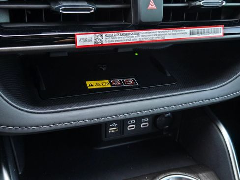 Certified 2026 Toyota Highlander Limited AWD/4WD image 20