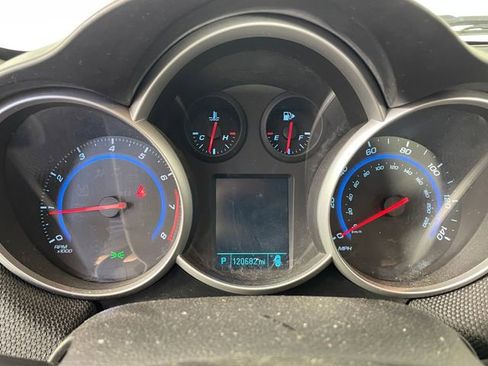 Used 2015 Chevrolet Cruze LT image 5