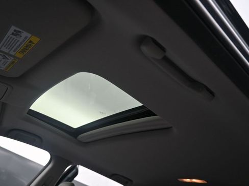 Used 2016 Honda Pilot EX-L image 11