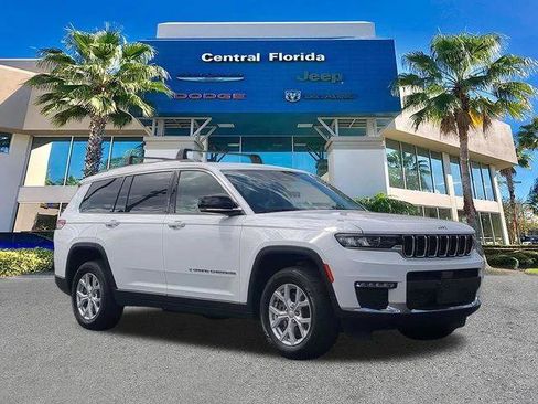 Certified 2023 Jeep Grand Cherokee L Limited AWD/4WD image 2
