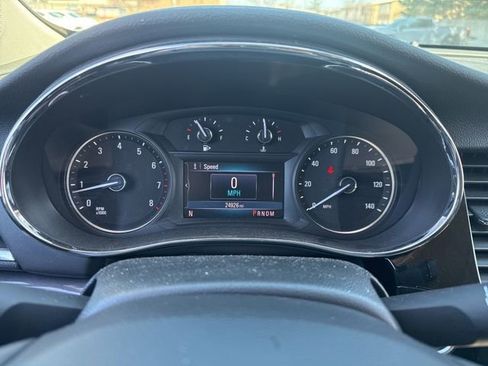 Used 2022 Buick Encore Preferred w/ Safety Package image 11