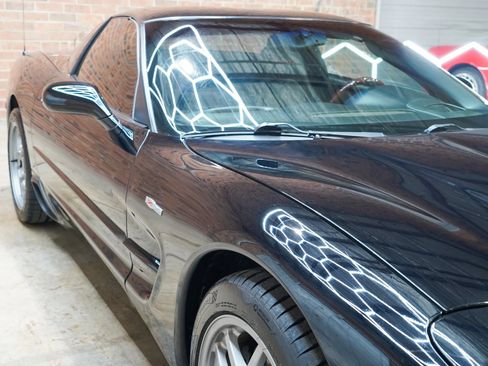 Used 2003 Chevrolet Corvette Z06 w/ Memory Package, 3 Drivers RWD image 24