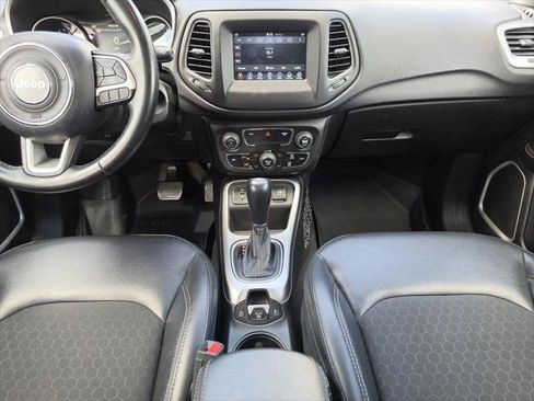 Certified 2018 Jeep Compass Latitude w/ Popular Equipment Group FWD image 14