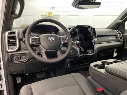 New 2026 RAM 3500 Big Horn AWD/4WD image 13