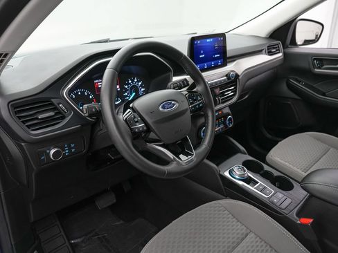 Certified 2022 Ford Escape SE w/ Convenience Package AWD/4WD image 12