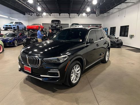 Used 2020 BMW X5 xDrive40i w/ Premium Package image 7