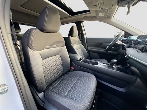 New 2026 Nissan Kicks SV image 27