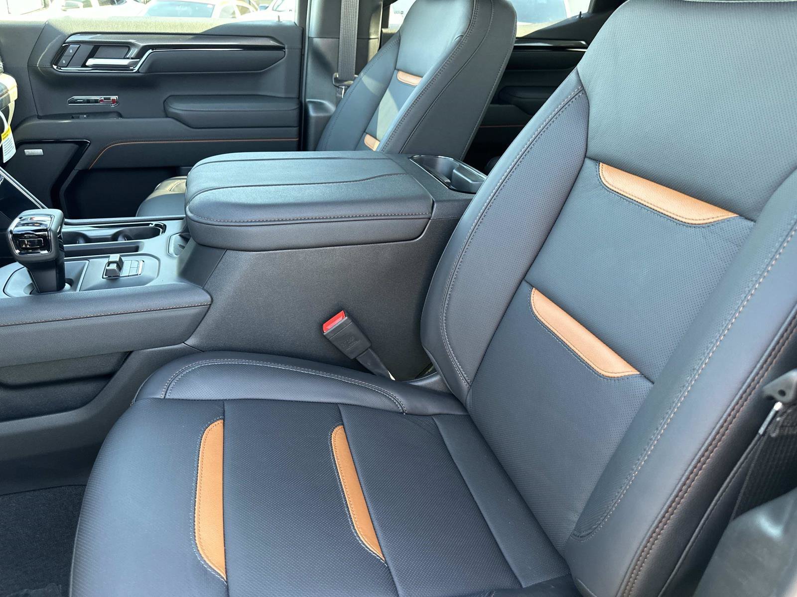 New 2026 GMC Sierra 1500 AT4 w/ AT4 Premium Package AWD/4WD image 25