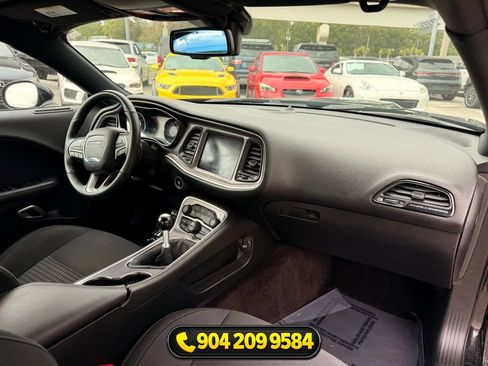 Used 2019 Dodge Challenger R/T Scat Pack w/ Driver Convenience Group RWD image 35