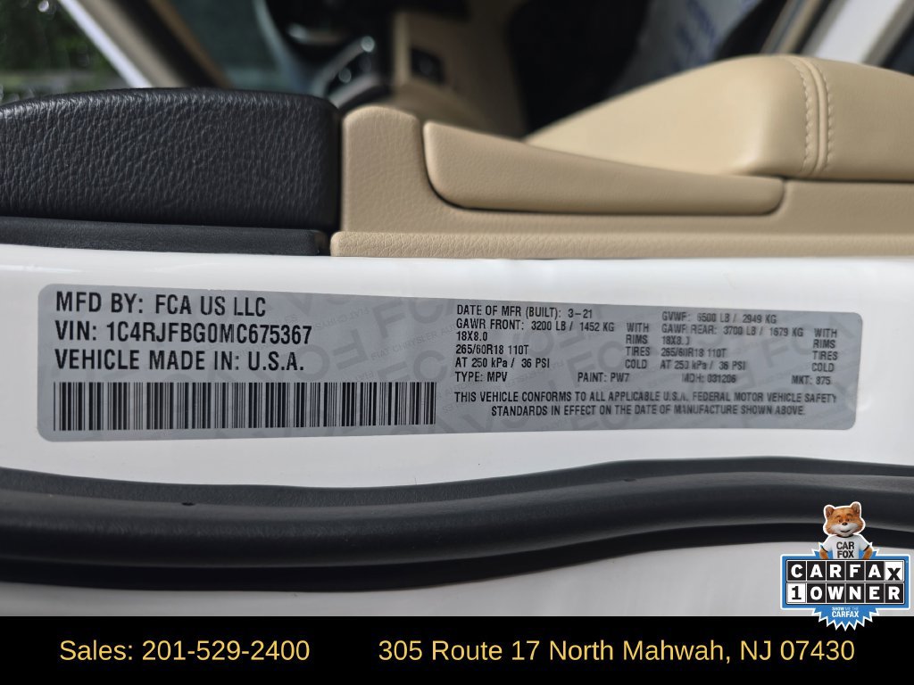 Used 2021 Jeep Grand Cherokee Limited w/ Premium Lighting Group AWD/4WD image 31