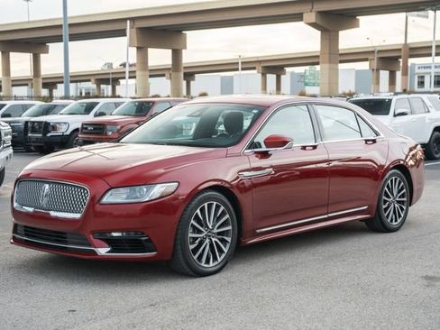 Used 2017 Lincoln Continental Select w/ Technology Package image 16