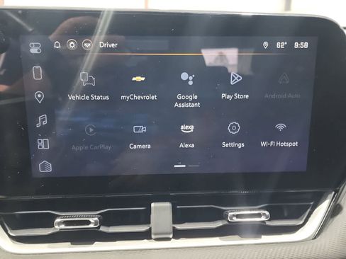 Used 2025 Chevrolet Equinox LT FWD image 25