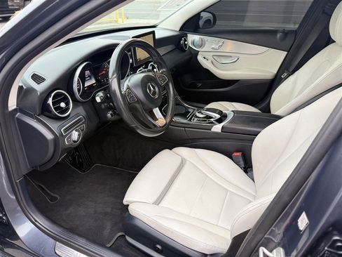 Used 2016 Mercedes-Benz C 300 4MATIC Sedan image 19