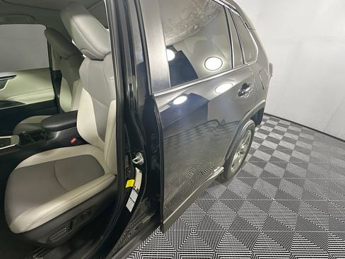 Used 2021 Toyota RAV4 XLE Premium AWD/4WD image 12