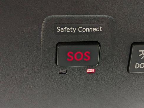 Used 2018 Lexus NX 300 FWD image 27