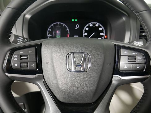 New 2026 Honda Odyssey Touring image 19
