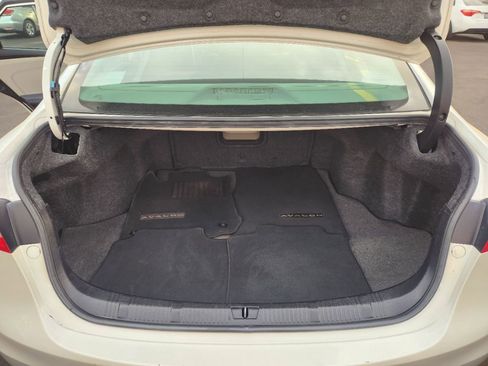 Used 2014 Toyota Avalon Limited image 11