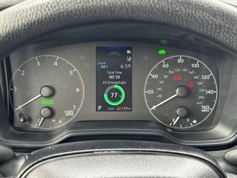 Used 2024 Toyota Corolla LE FWD image 19