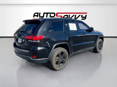 Used 2019 Jeep Grand Cherokee Laredo image 7